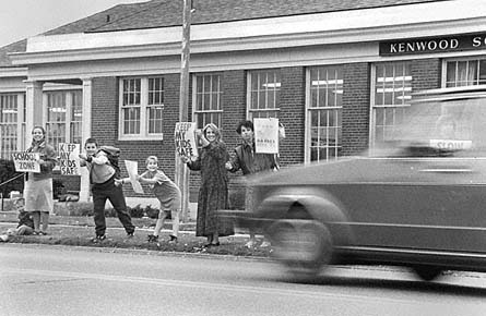 image/lindacom13.jpg, 34.9K